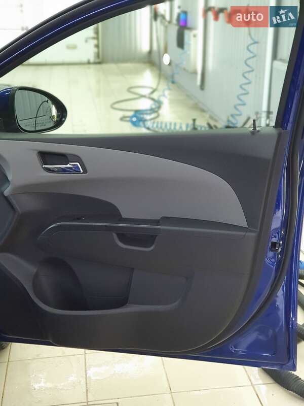 Хэтчбек Chevrolet Sonic 2013 в Днепре фото 14 Хэтчбек Chevrolet Sonic 2013 в Днепре