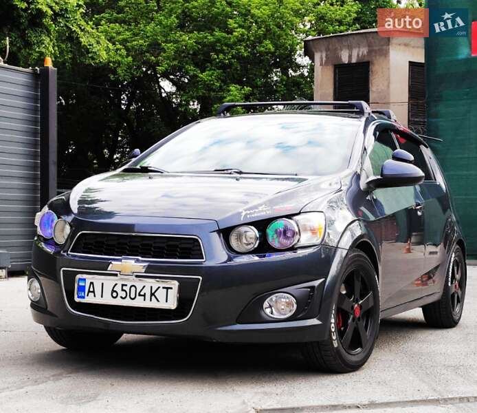 Хетчбек Chevrolet Sonic 2015 в Вишневому