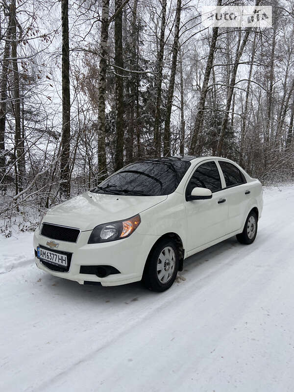 Седан Chevrolet Sonic 2016 в 