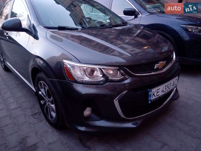 Седан Chevrolet Sonic 2016 в Кривом Роге