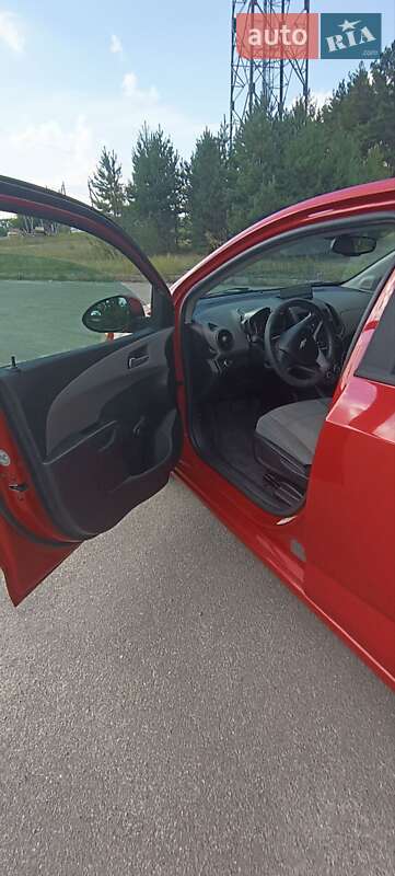 Седан Chevrolet Sonic 2012 в Киеве