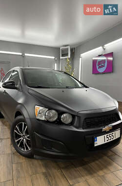 Седан Chevrolet Sonic 2012 в Львові