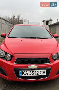 Седан Chevrolet Sonic 2014 в Києві