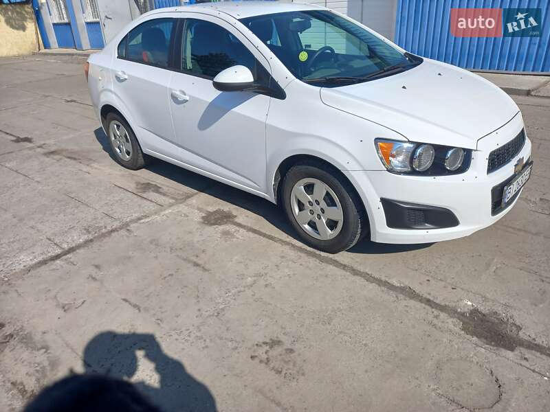 Седан Chevrolet Sonic 2016 в Полтаве