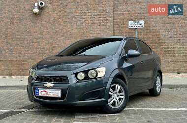 Седан Chevrolet Sonic 2012 в 