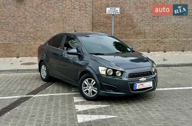 Седан Chevrolet Sonic 2012 в 