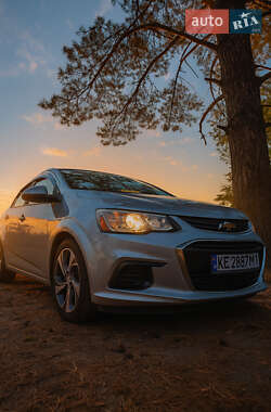 Седан Chevrolet Sonic 2016 в Днепре