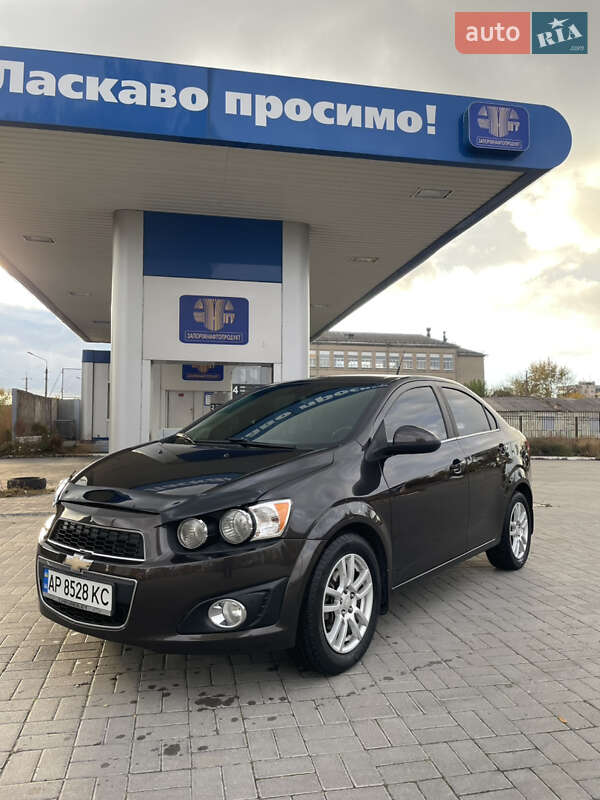 Седан Chevrolet Sonic 2013 в Запорожье фото 3 Седан Chevrolet Sonic 2013 в Запорожье