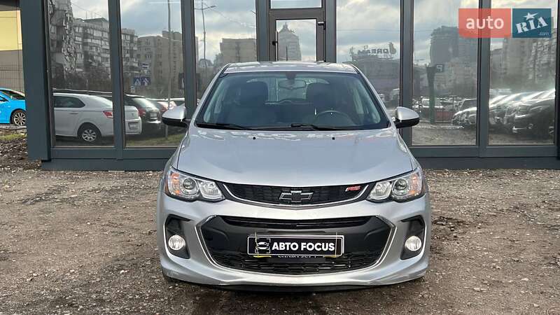 Хэтчбек Chevrolet Sonic 2019 в Киеве