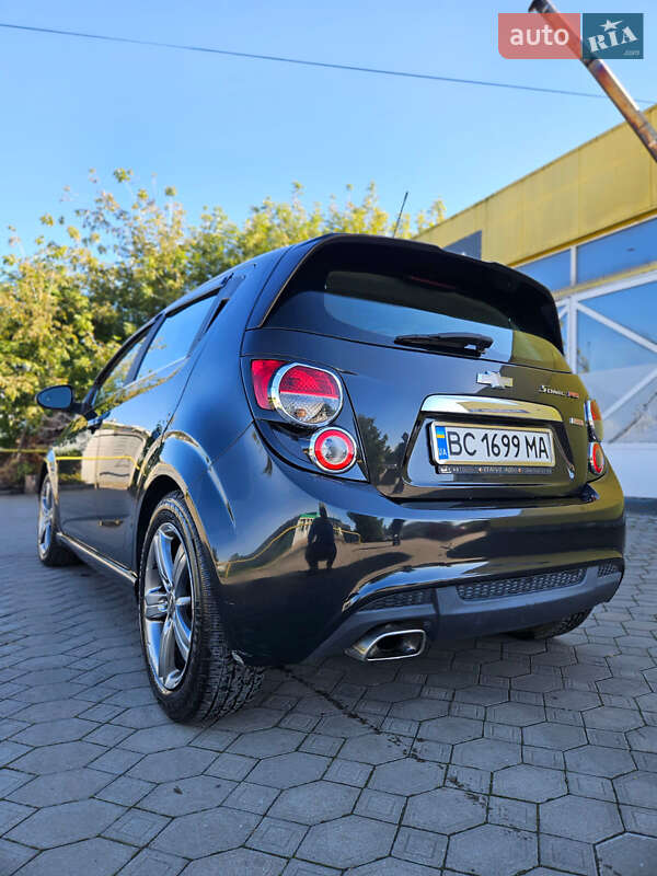 Хэтчбек Chevrolet Sonic 2013 в Львове