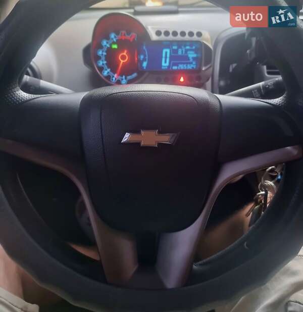 Седан Chevrolet Sonic 2012 в Киеве