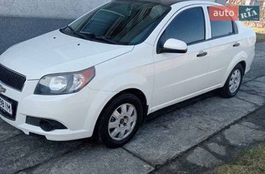 Седан Chevrolet Sonic 2016 в Ровно