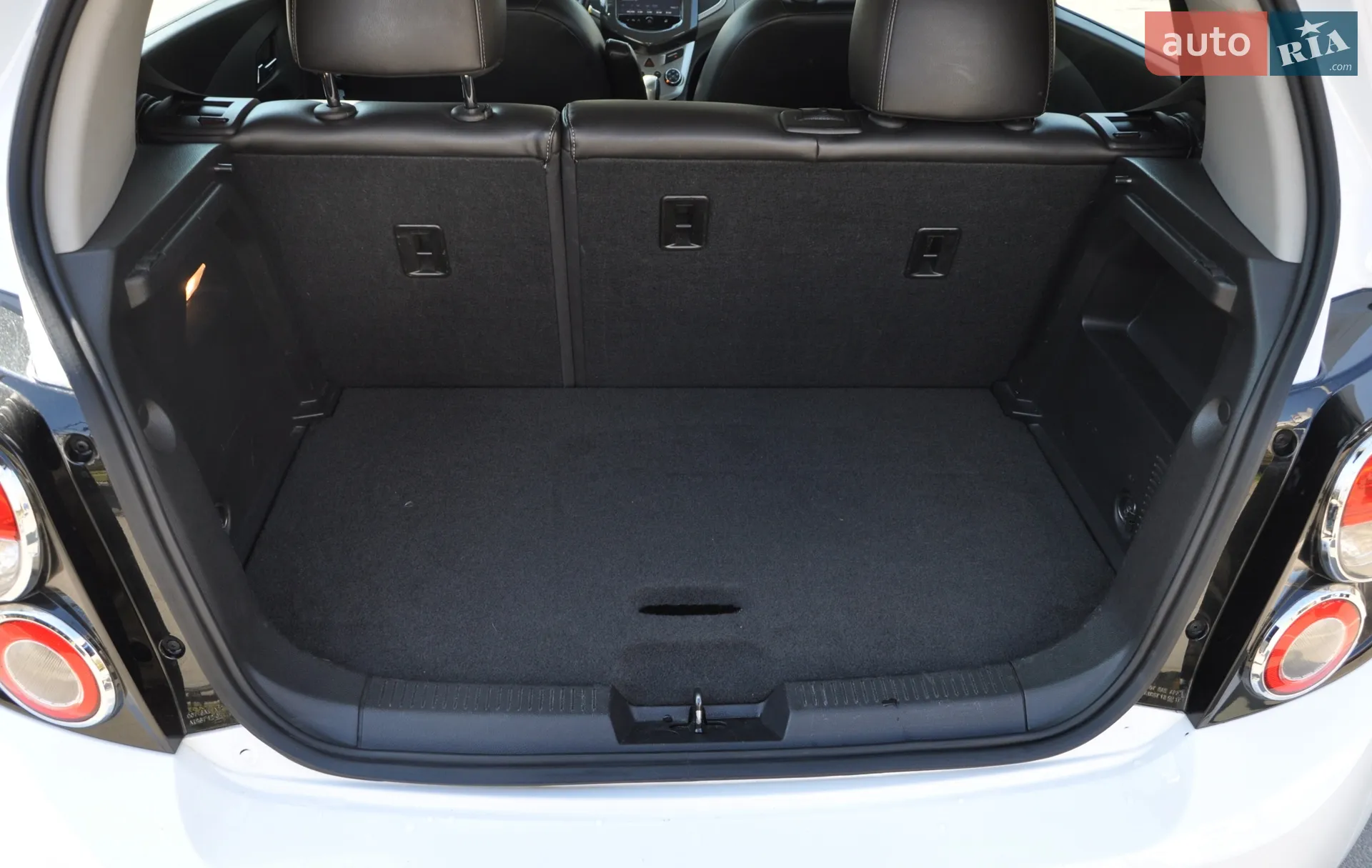 2015 Chevrolet Sonic - мініатюра 6