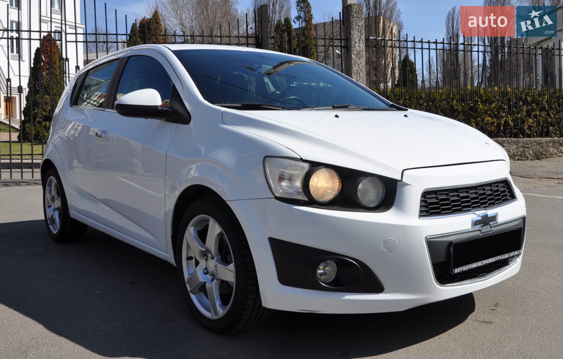 2015 Chevrolet Sonic - мініатюра 10