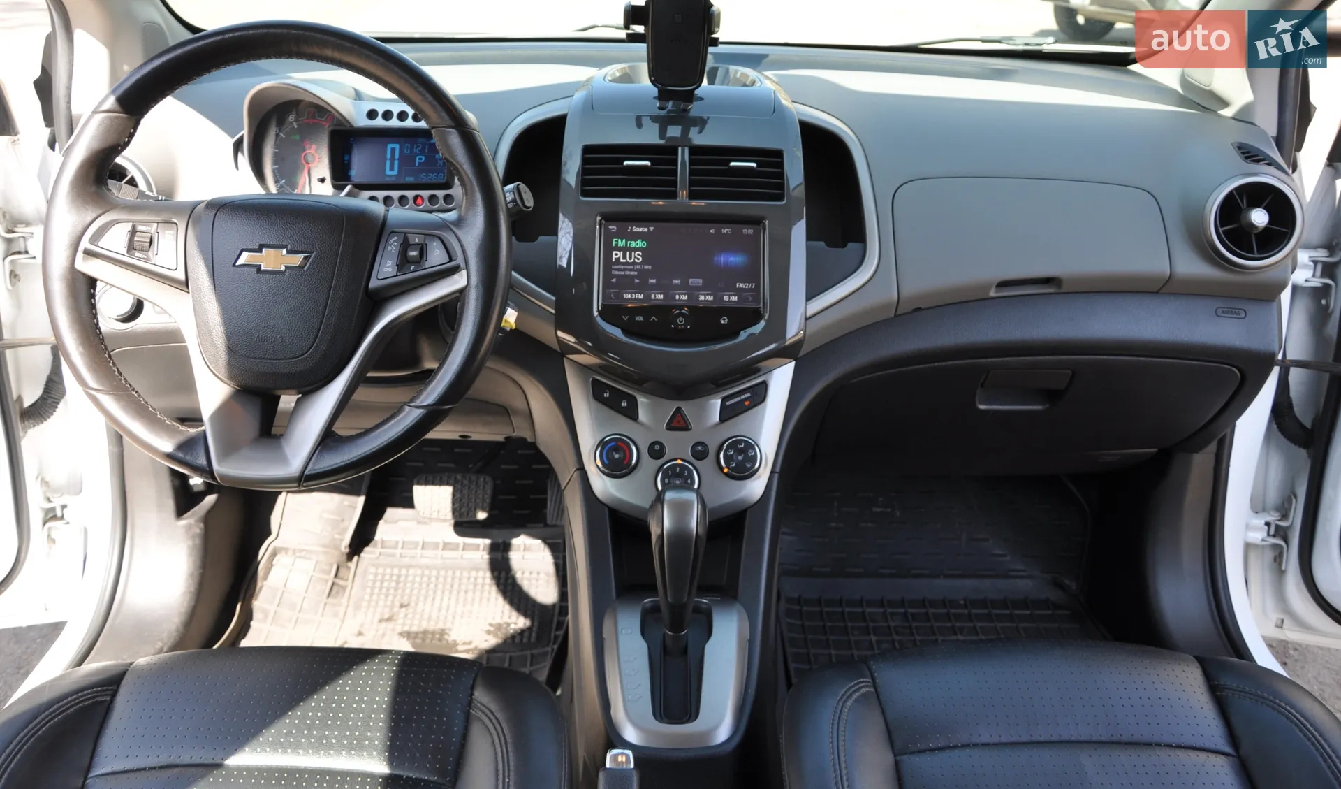 2015 Chevrolet Sonic - мініатюра 27
