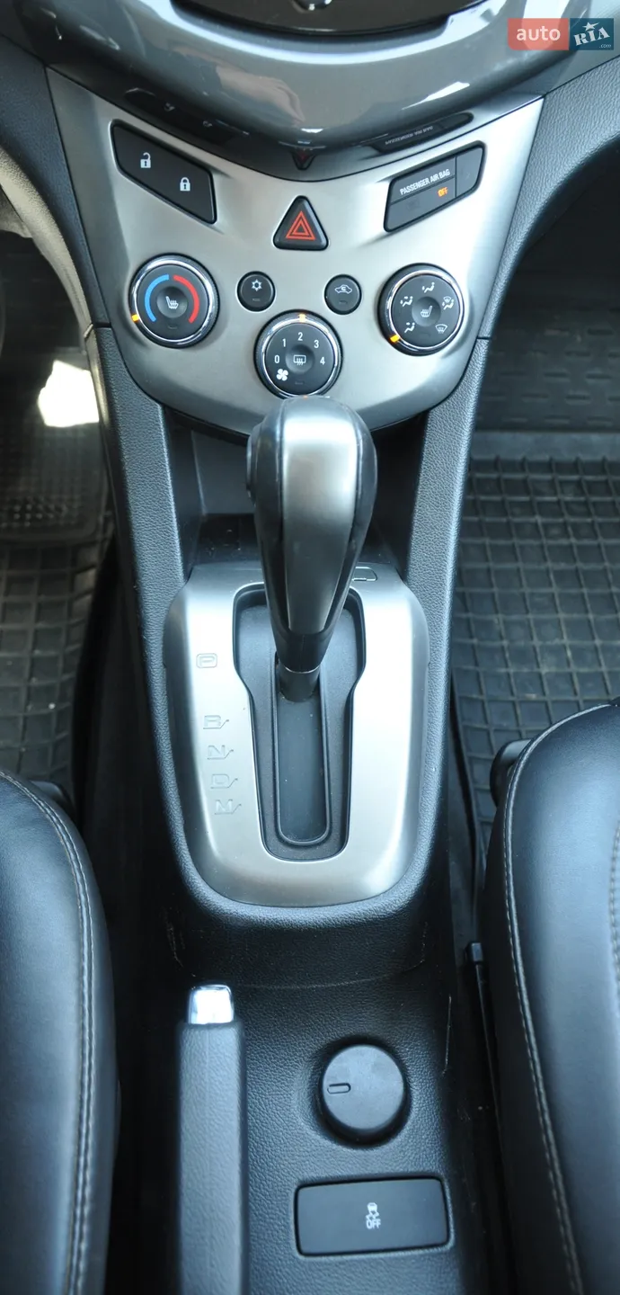 2015 Chevrolet Sonic - мініатюра 37