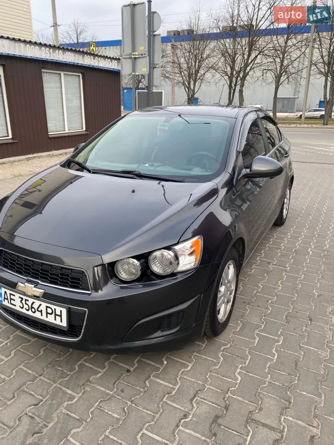 2015 Chevrolet Sonic - мініатюра 2