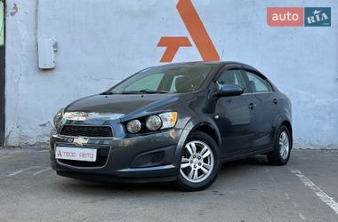 Седан Chevrolet Sonic 2015 в Одесі