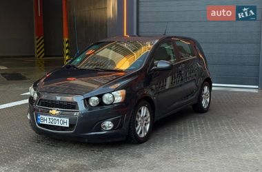 Хэтчбек Chevrolet Sonic 2014 в Одессе