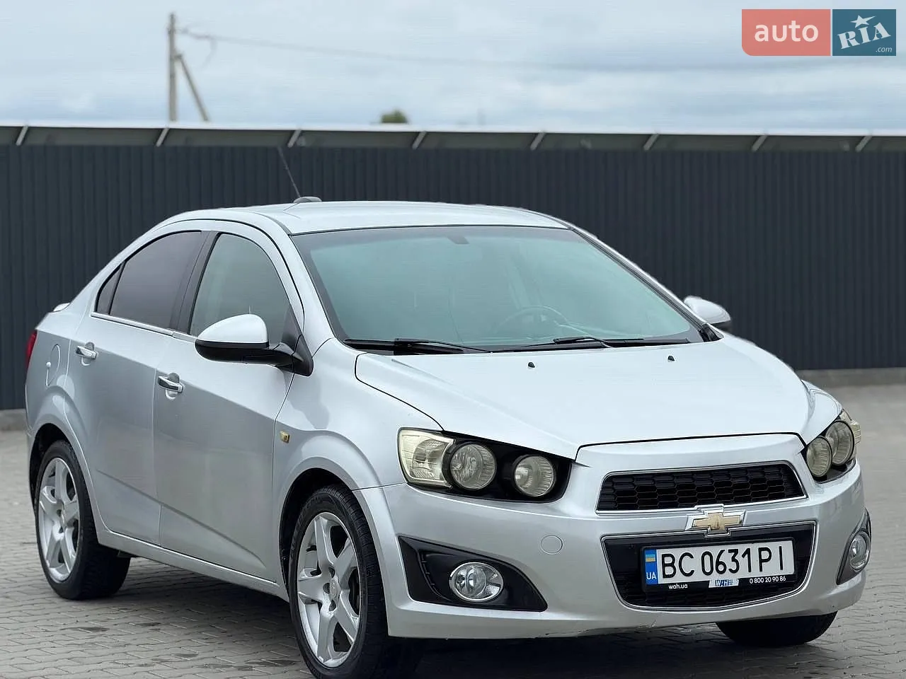 2016 Chevrolet Sonic - мініатюра 3