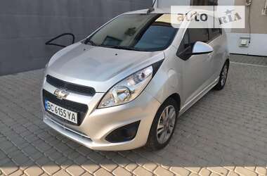 Хетчбек Chevrolet Spark EV 2016 в Львові