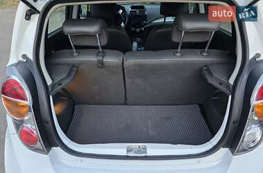 Хэтчбек Chevrolet Spark EV 2016 в 