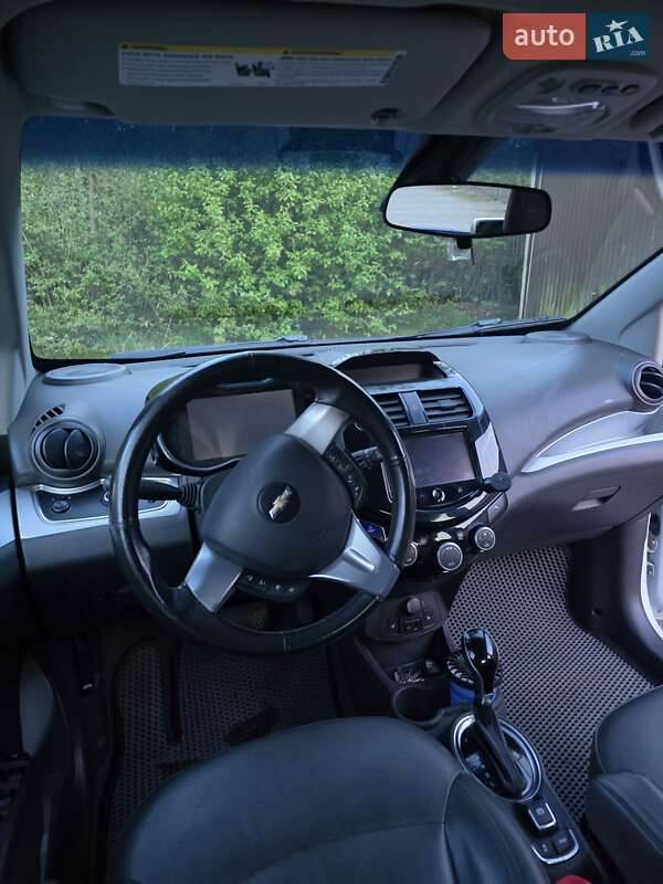 Хэтчбек Chevrolet Spark EV 2016 в Полтаве