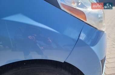 Хетчбек Chevrolet Spark EV 2014 в 