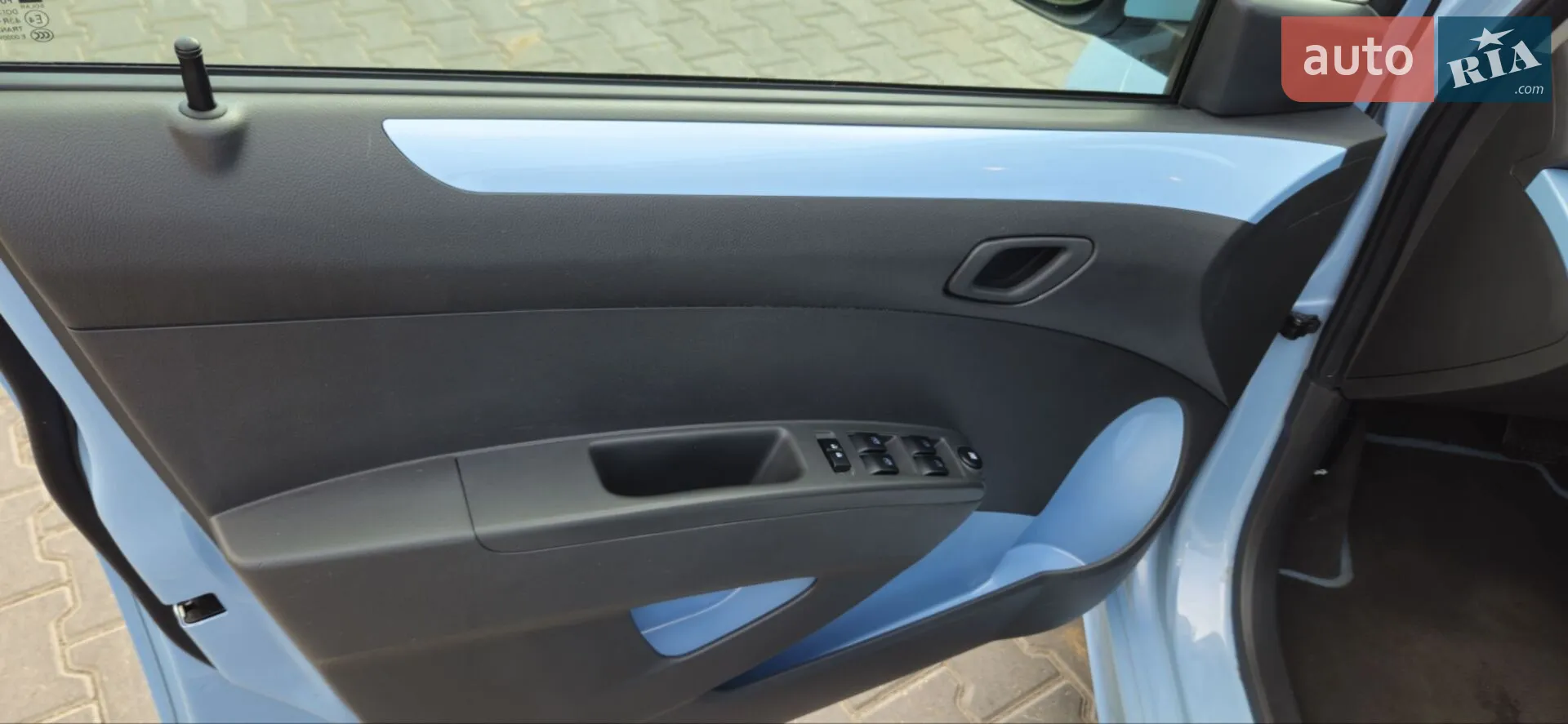 2015 Chevrolet Spark - мініатюра 28