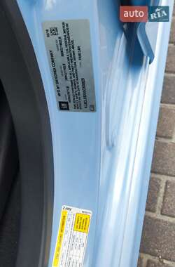 Хэтчбек Chevrolet Spark EV 2016 в 