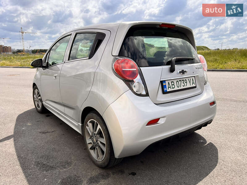 Хэтчбек Chevrolet Spark EV 2014 в Виннице фото 3 Хэтчбек Chevrolet Spark EV 2014 в Виннице