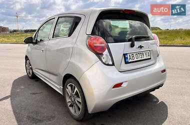 Хэтчбек Chevrolet Spark EV 2015 в 