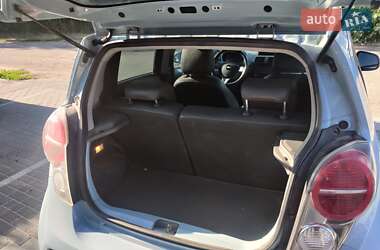 Хэтчбек Chevrolet Spark EV 2014 в 