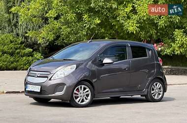 Хетчбек Chevrolet Spark EV 2014 в 