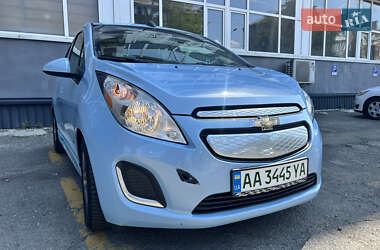 Хетчбек Chevrolet Spark EV 2016 в 