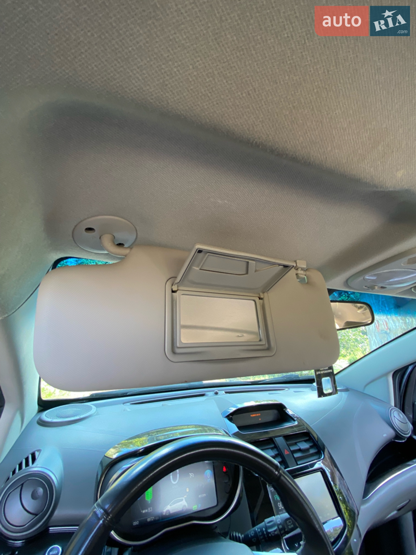 2013 Chevrolet Spark - мініатюра 41