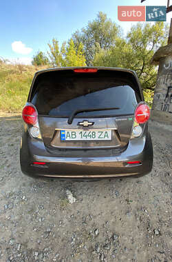 Хетчбек Chevrolet Spark EV 2013 в 