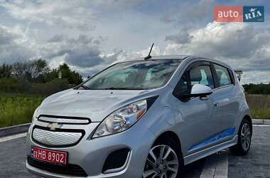 Хетчбек Chevrolet Spark EV 2015 в 