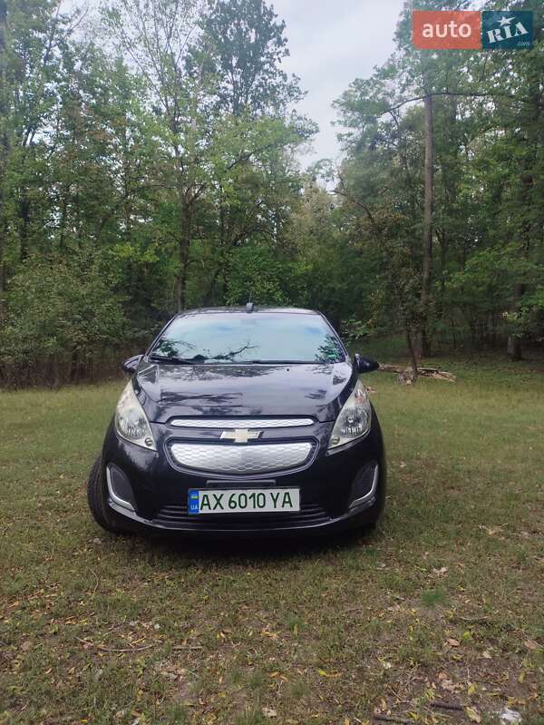 Хэтчбек Chevrolet Spark EV 2015 в Харькове