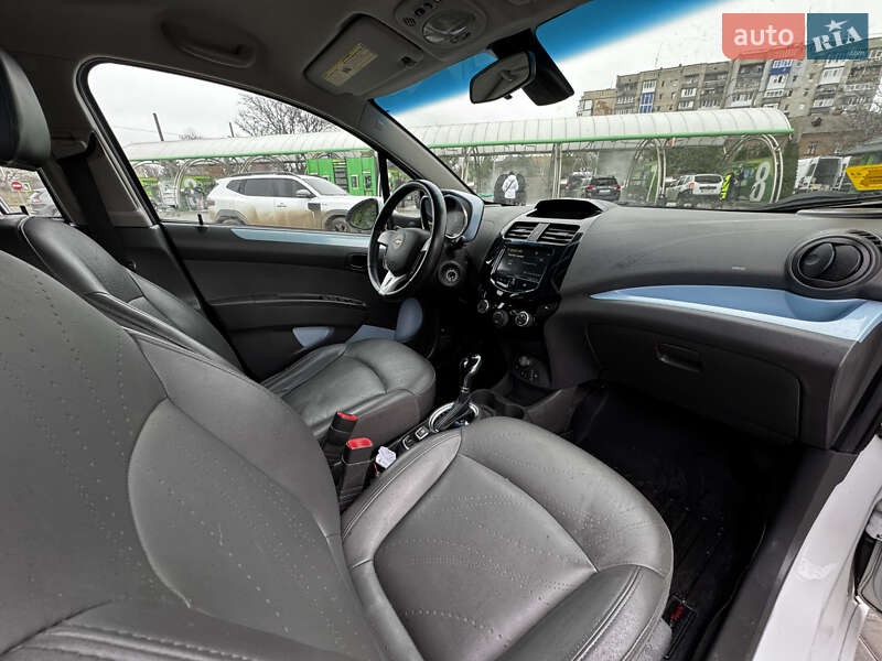 Хетчбек Chevrolet Spark EV 2013 в Кропивницькому
