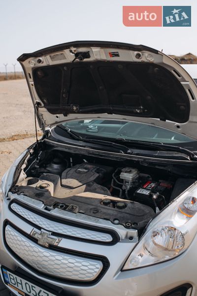 Хэтчбек Chevrolet Spark EV 2016 в Одессе