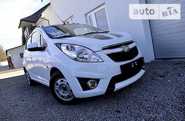 Хэтчбек Chevrolet Spark 2011 в Дрогобыче