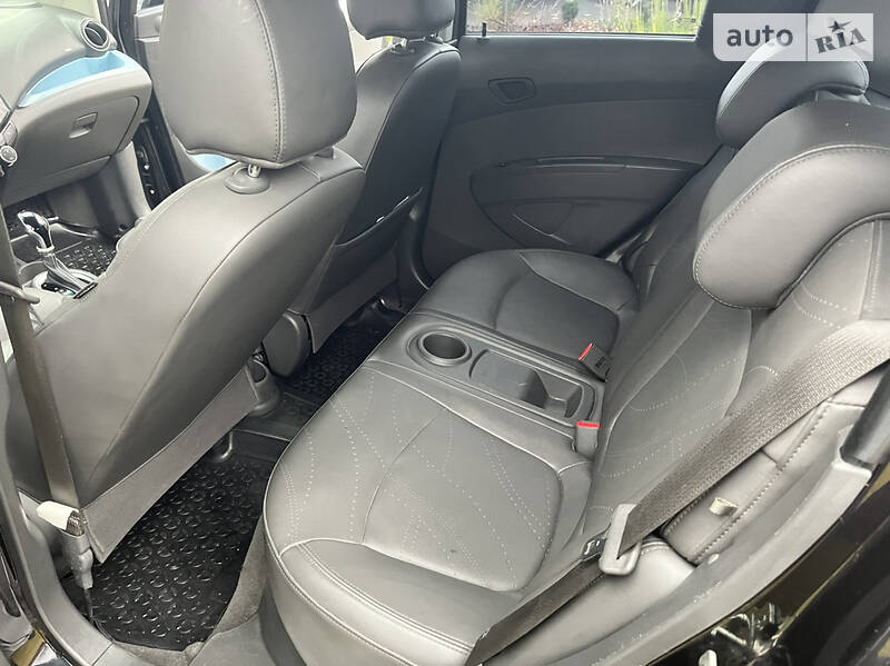 Хэтчбек Chevrolet Spark 2014 в Виннице