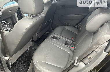 Хетчбек Chevrolet Spark 2014 в 