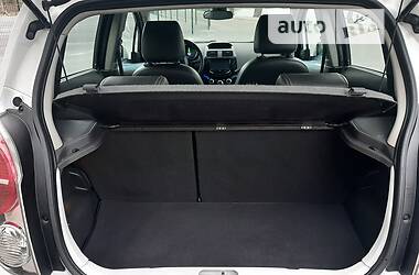Хэтчбек Chevrolet Spark 2016 в 