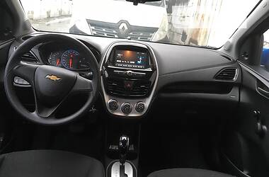 Хетчбек Chevrolet Spark 2017 в Києві