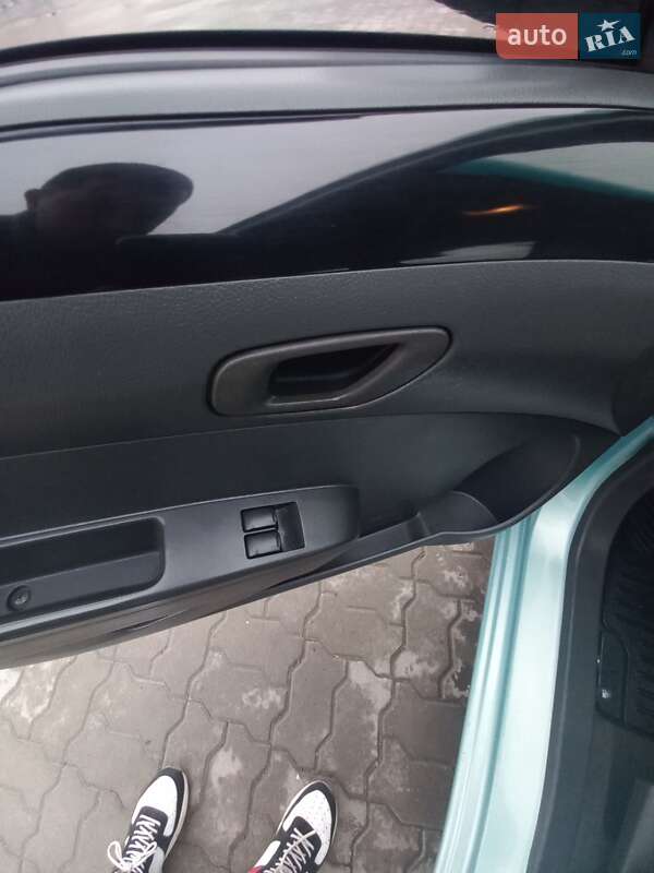 Хэтчбек Chevrolet Spark 2010 в Радехове