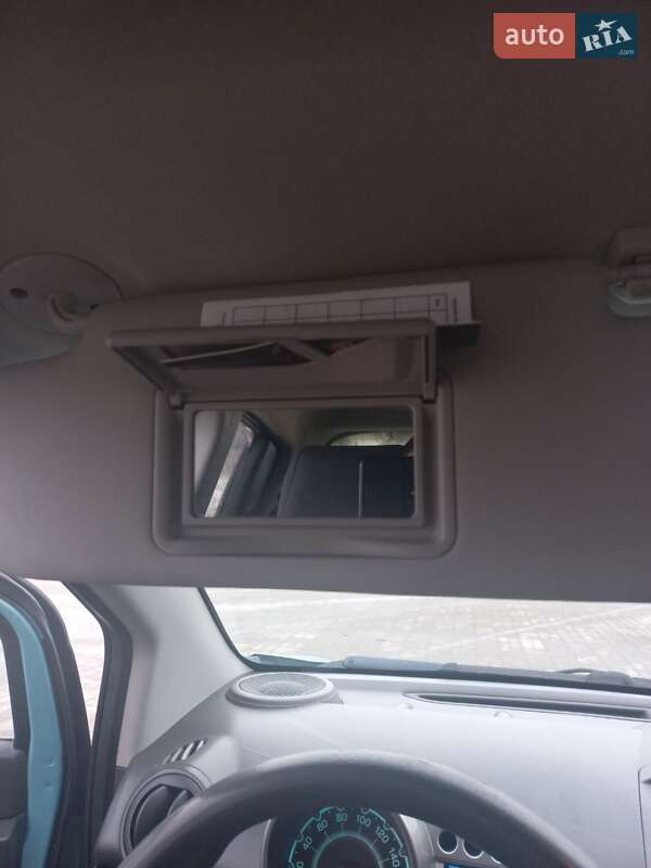 Хэтчбек Chevrolet Spark 2010 в Радехове