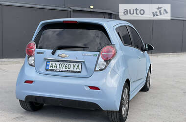 Хетчбек Chevrolet Spark 2016 в 