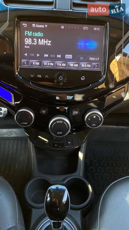 Хэтчбек Chevrolet Spark 2014 в Черновцах